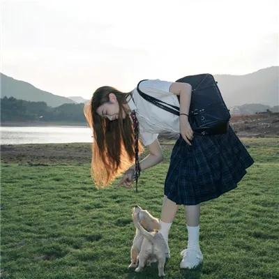 生活是条静静的河流